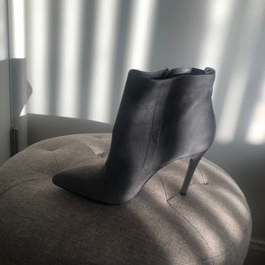 Pour la Victoire grey suede pointy toe ankle boot